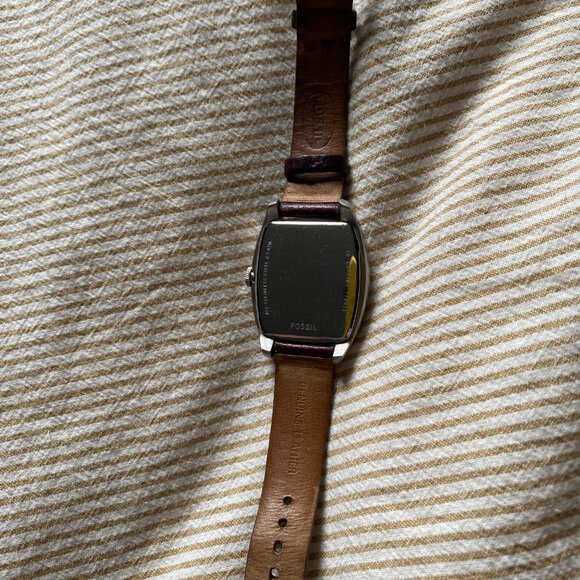 Fossil Peace Sign Watch Purple Leather Strap - Picture 4 of 6
